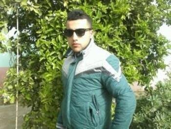 I'm from Ain Nouissy, single, 35 years, here looking for a partner for Friendly relationship.