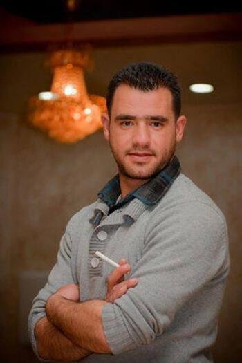 انا من di العيون Nocciola هنا من أجل البحث عن شريك لتحقيق Relazione di amicizia تعرف عليّ أكثر من خلال بروفايلي، فقد تكون الأقدار هي البداية.